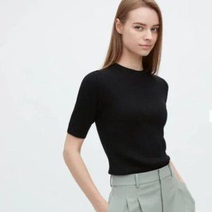 Uniqlo | Merino Wool Ribbed Mock Neck Sweater